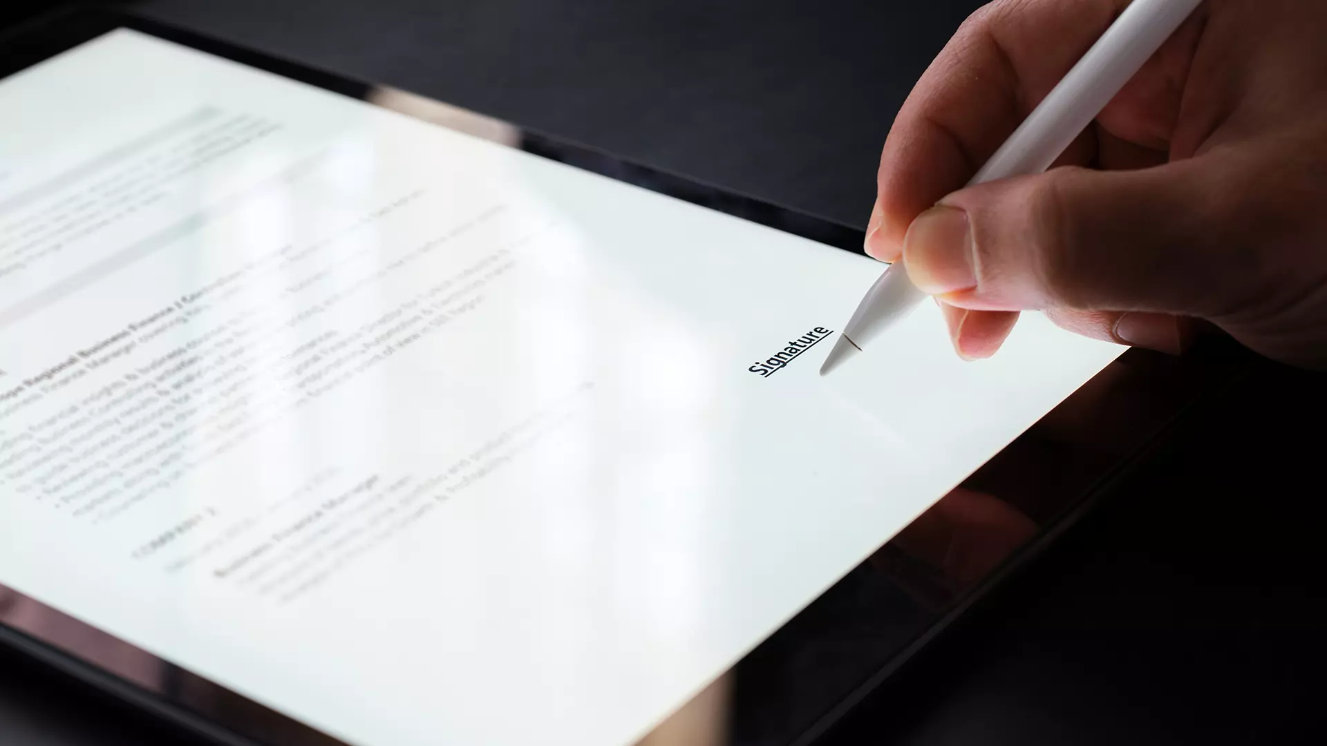 Electronic Signature features for HR teams